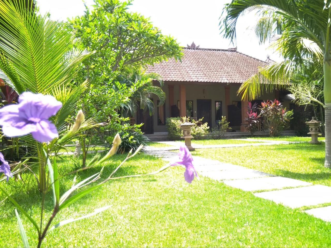 Suka Sari Cottages Пемутеран Екстер'єр фото